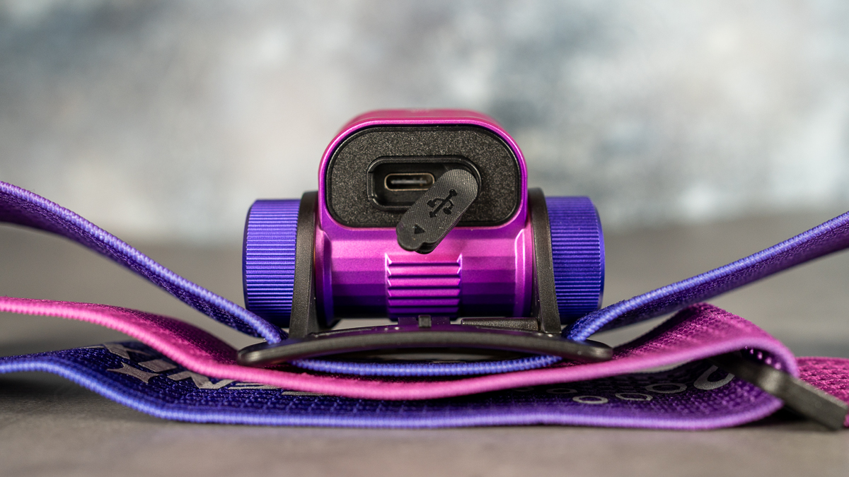 Fenix HM55R charging port