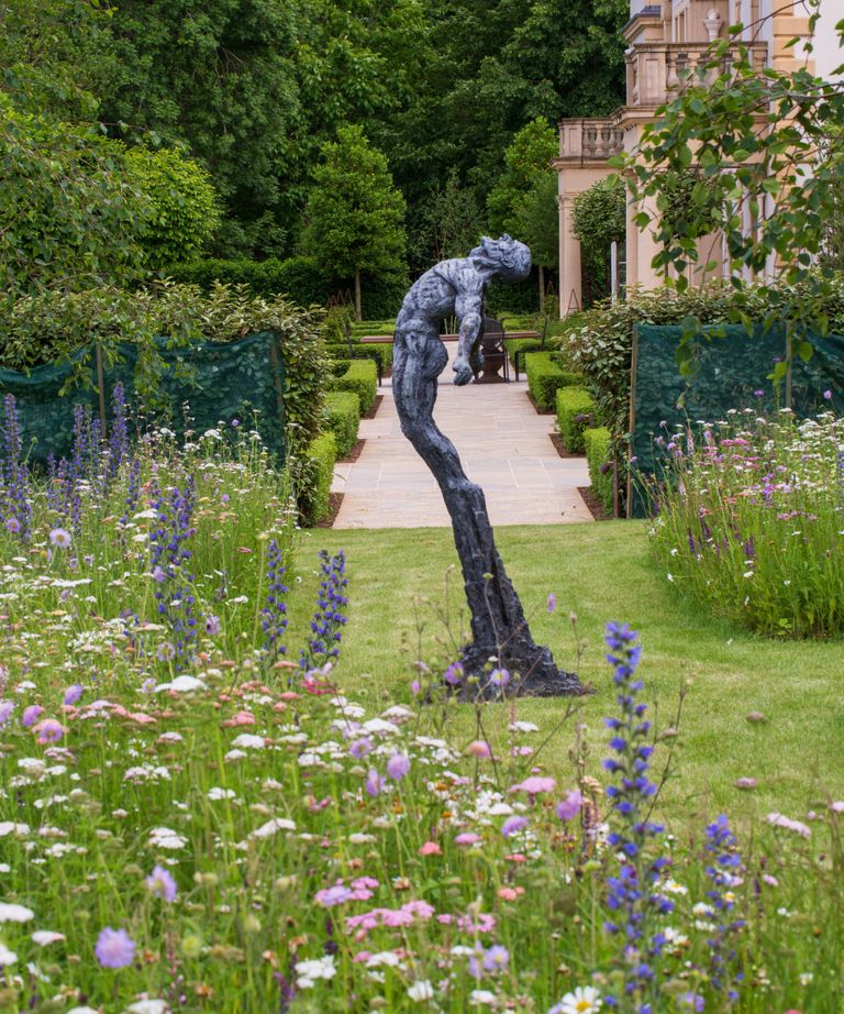 Yard art ideas: 12 ways to enhance your space with artworks | Homes and Gardens