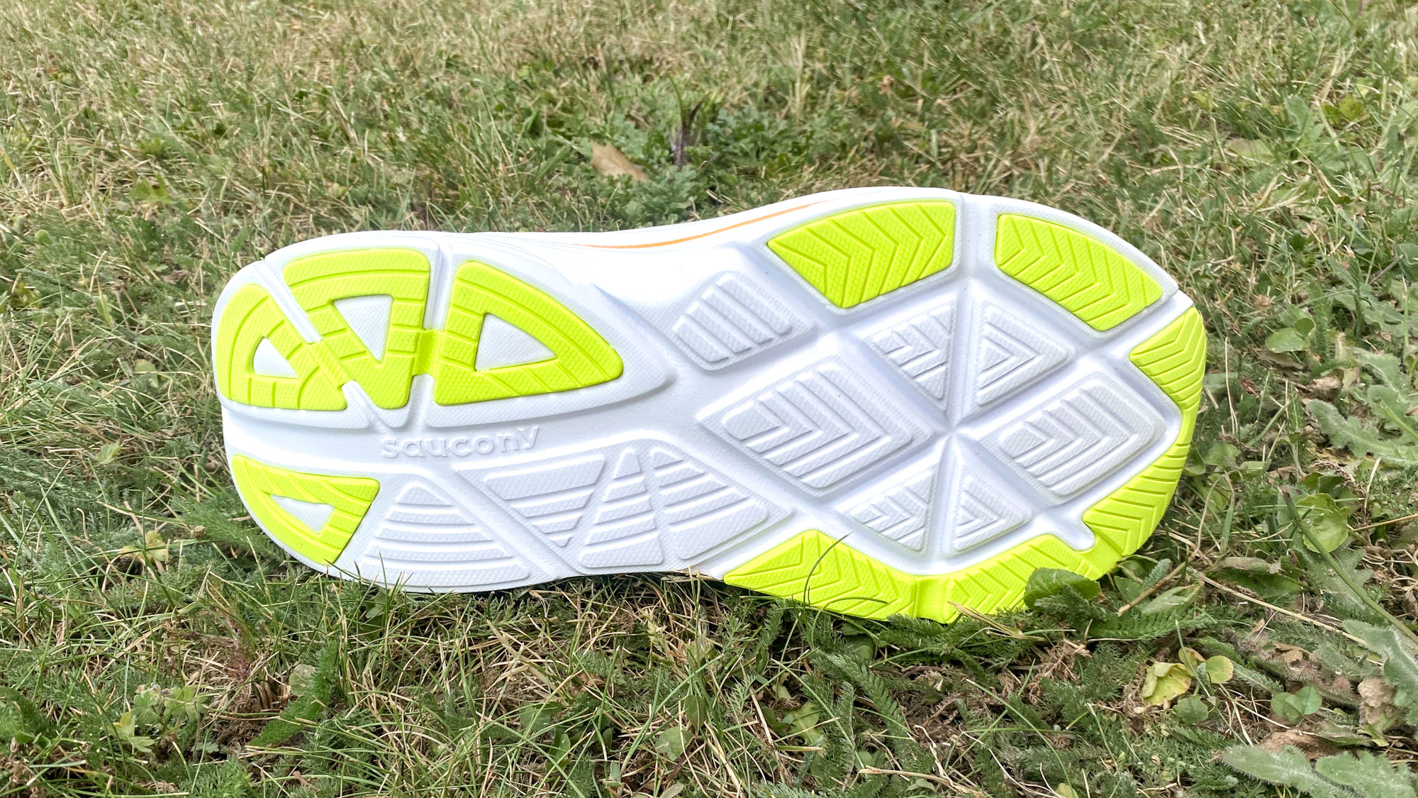 the Saucony Guide 18 outsole