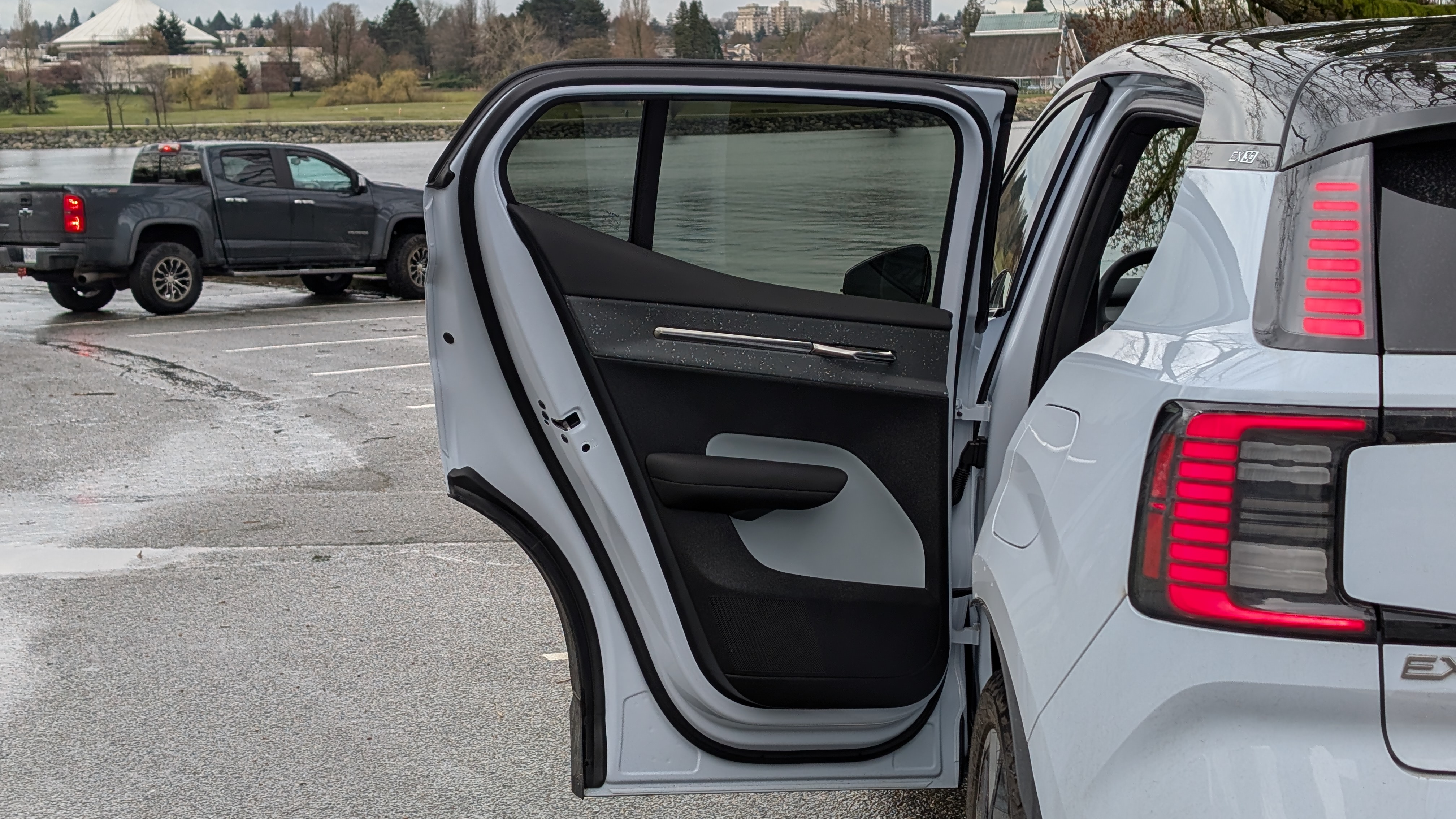 Volvo EX30
