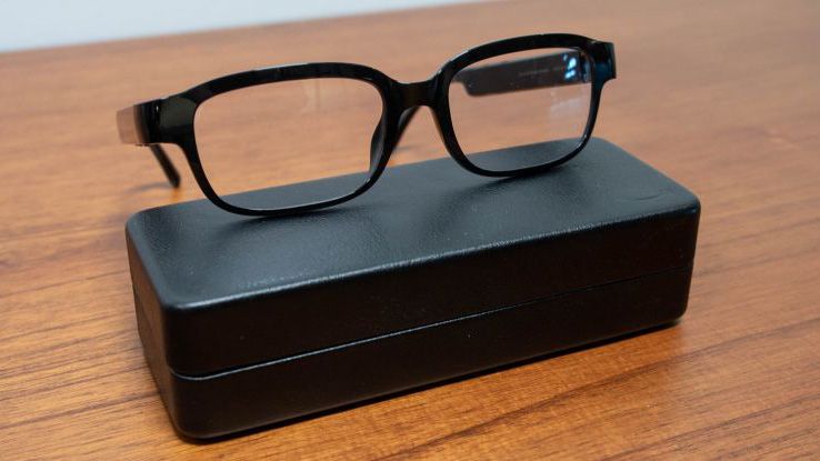 Are 's new smart glasses actually a bit stupid?