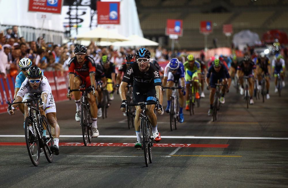 Elia Viviani (Team Sky) wins stage 4 in Abu Dhabi.