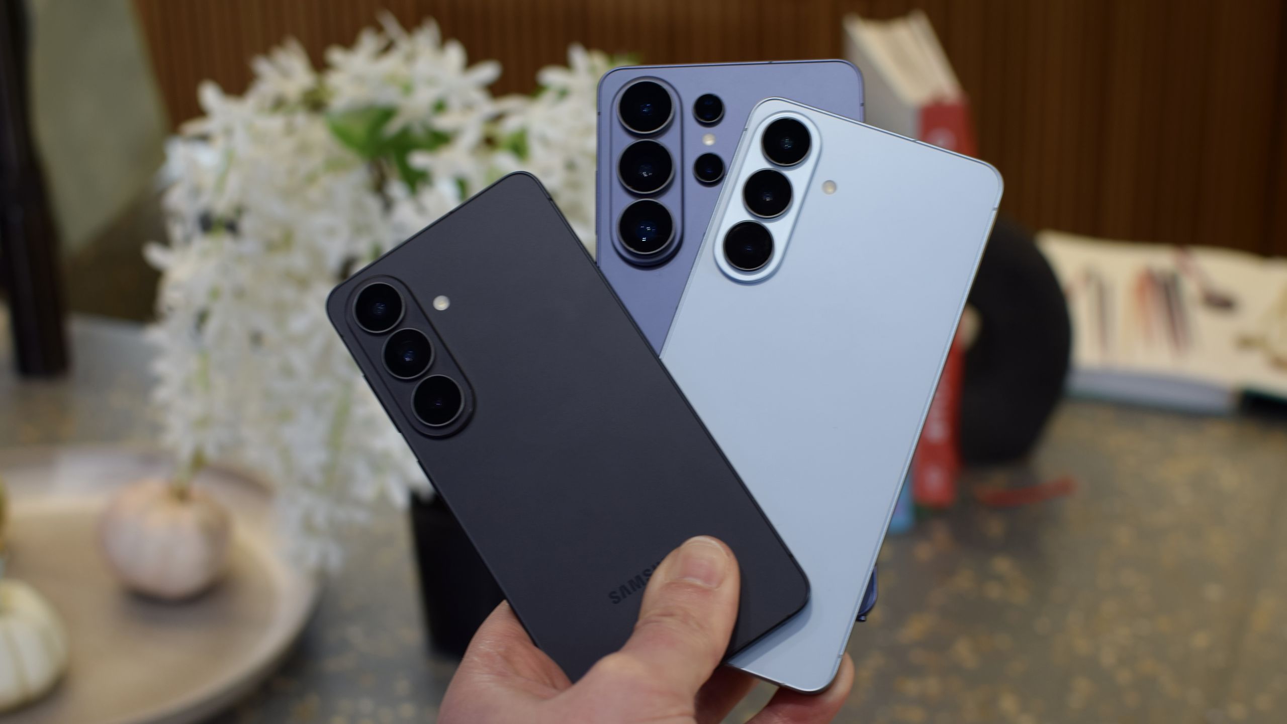 Eksekutif Samsung mengatakan ‘vibe coding sangat menarik, dan sesuatu yang sedang kami pertimbangkan’ sebagai opsi pada ponsel Galaxy di masa depan