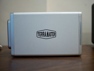 TerraMaster F2-221 review