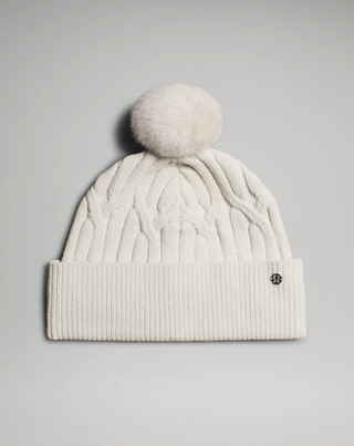 Women's Cable-Knit Pom-Pom Beanie