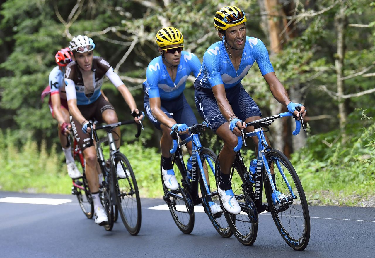 Daniele Bennati helps Mikel Landa get away with Romain Bardet and Ilnur Zakarin
