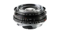 Best vintage lenses: Voigtlander 35mm f2.5 VM Color-Skopar P II Lens