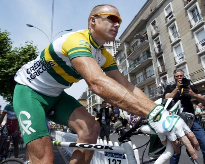 Stuart O'Grady in his Australian road champion's kit at the 2003 Tour de France