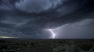 A thunderstorm in Earth: The Nature of Our Planet