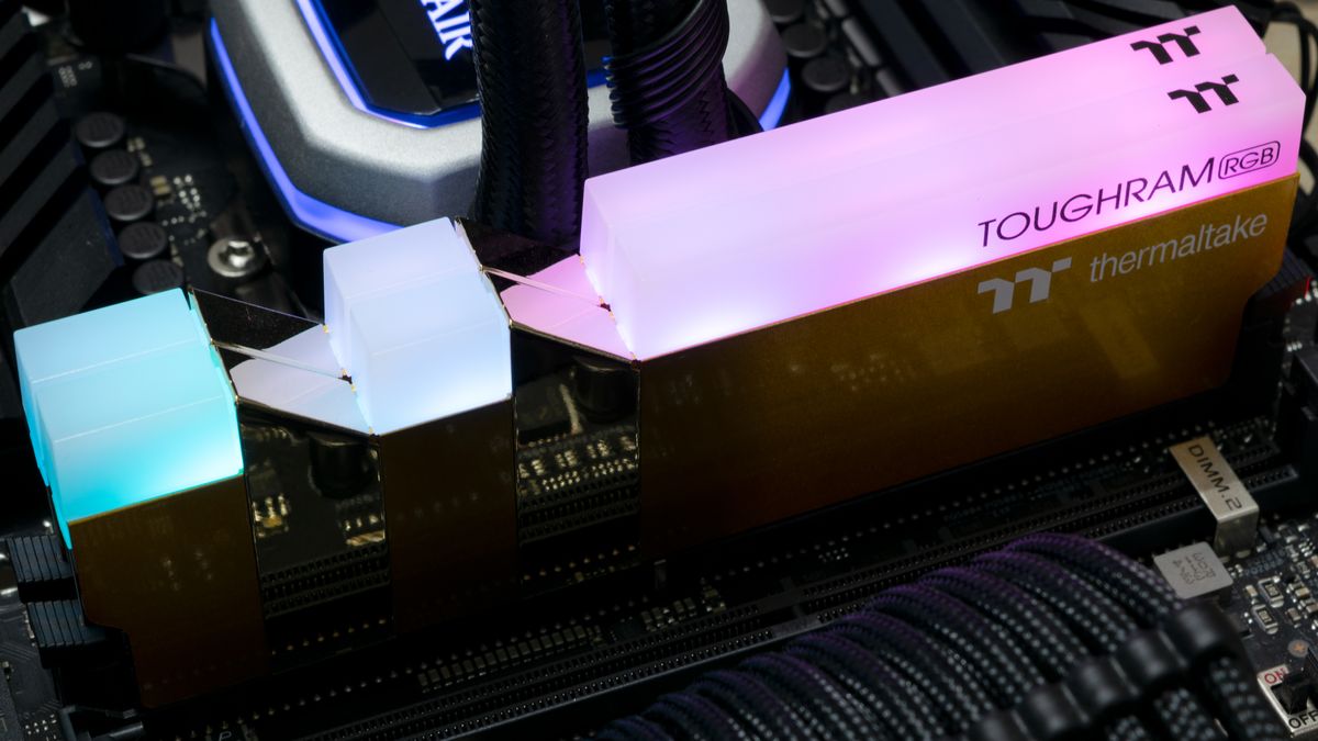 Thermaltake ToughRAM RGB Metallic Gold DDR4-3600 Review: Failing The ...