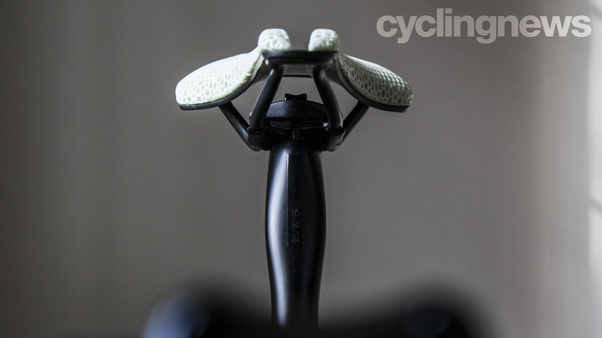 Fizik Antares Versus Evo 00 Adaptive saddle