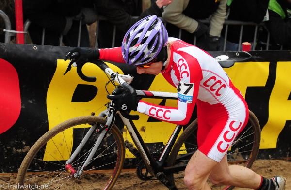 Marek Konwa (Poland) running in sixth place mid-race