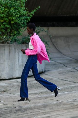 Designer Bell-Bottom & Flared Jeans for Women - Farfetch Canada