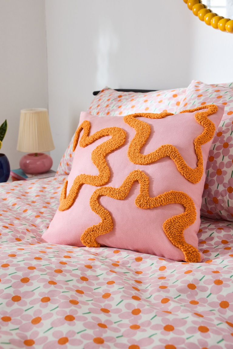 Novogratz, Novogratz Pink Squiggle Tufted Cushion