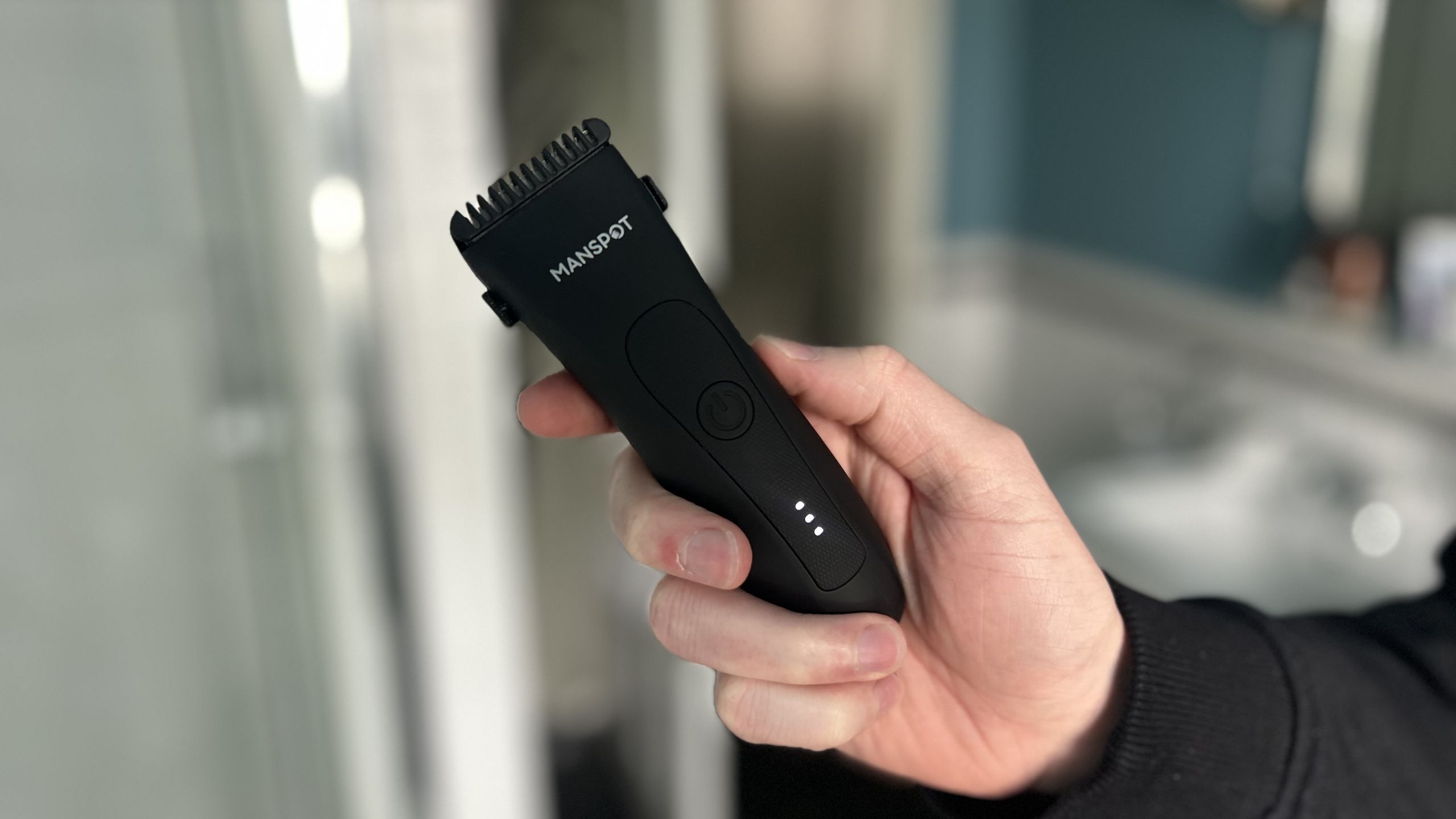Manspot Body Trimmer review: A travel-friendly grooming essential