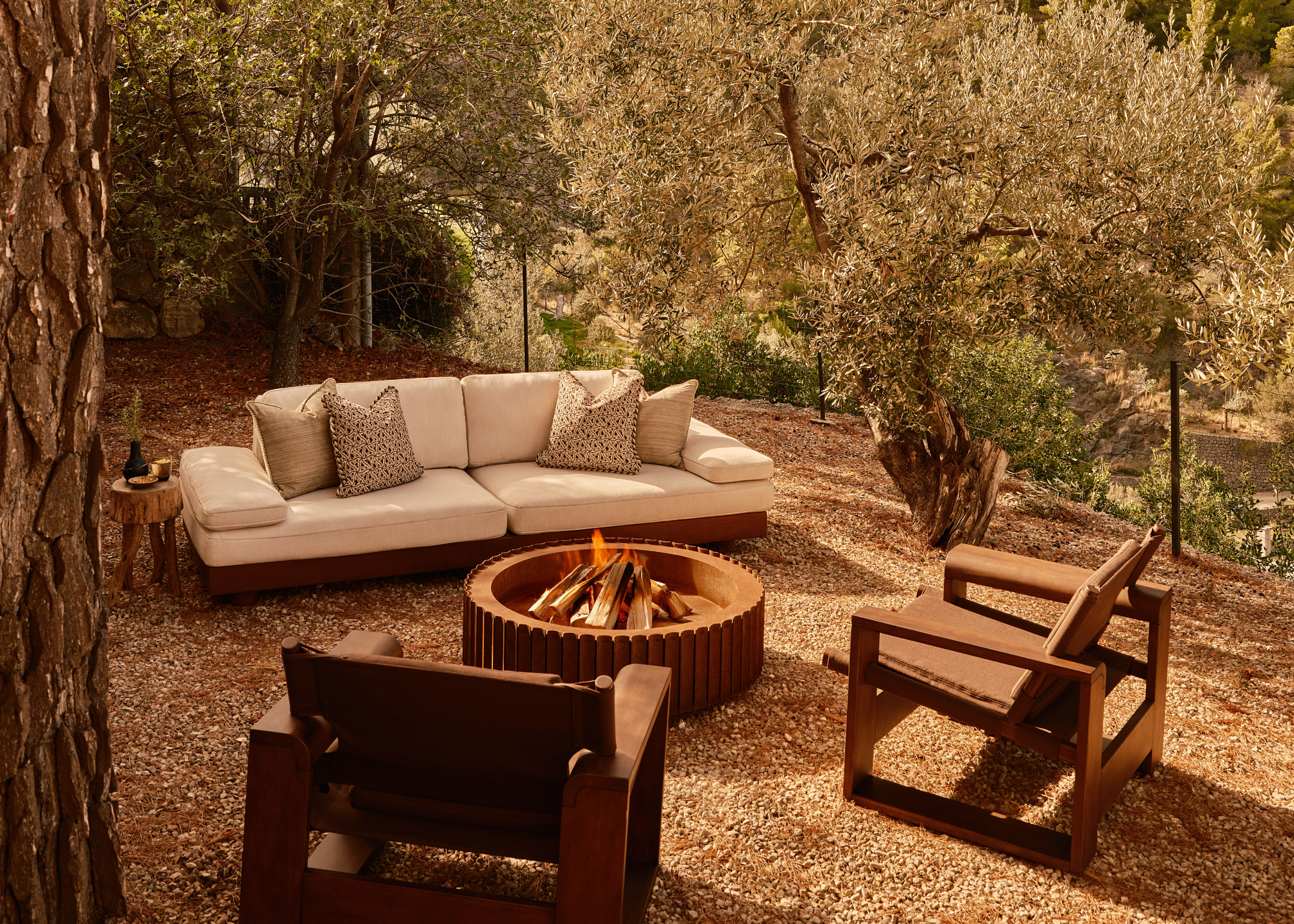 outdoor seating area arounda firepit
