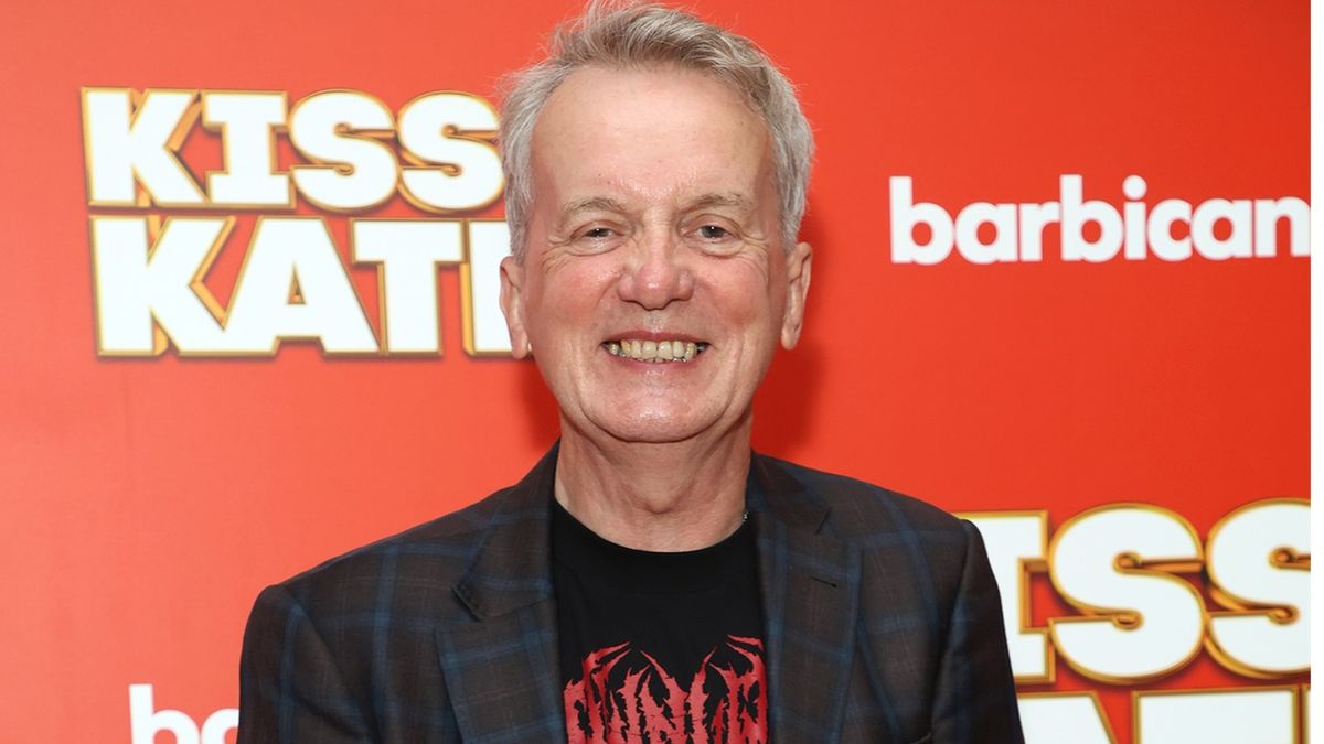 Comedian Frank Skinner says metal makes everything better | Louder