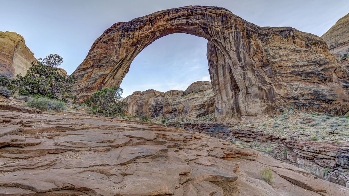 Utah National Parks and Monuments: desert landscapes and cultural ...