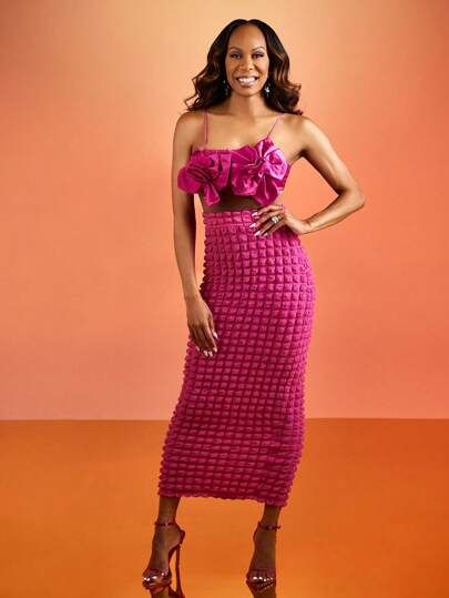 Shein X Sanya Solid Pencil Skirt