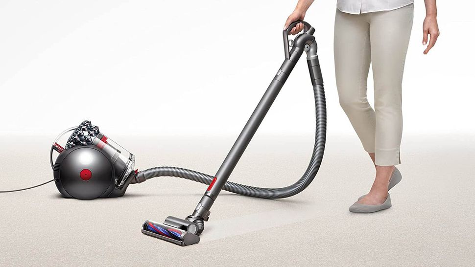 Shark Vs Dyson: Which Vacuum Cleaner Is Best? | Tom's Guide