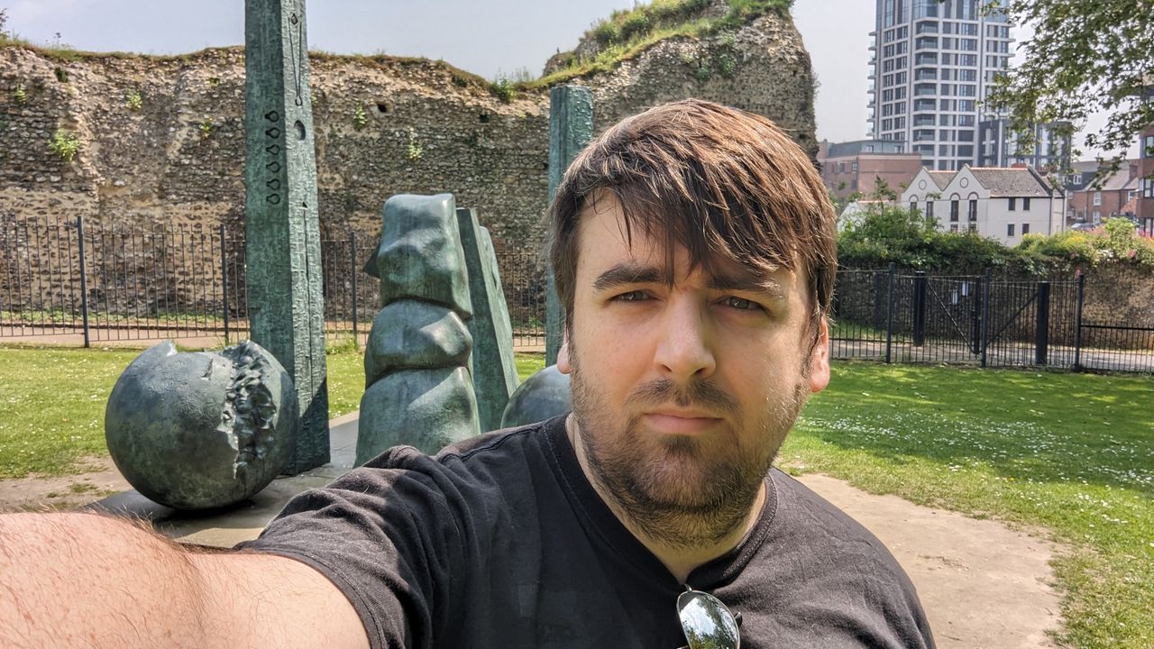 200 photos google pixel 8a vs google pixel 6 pro