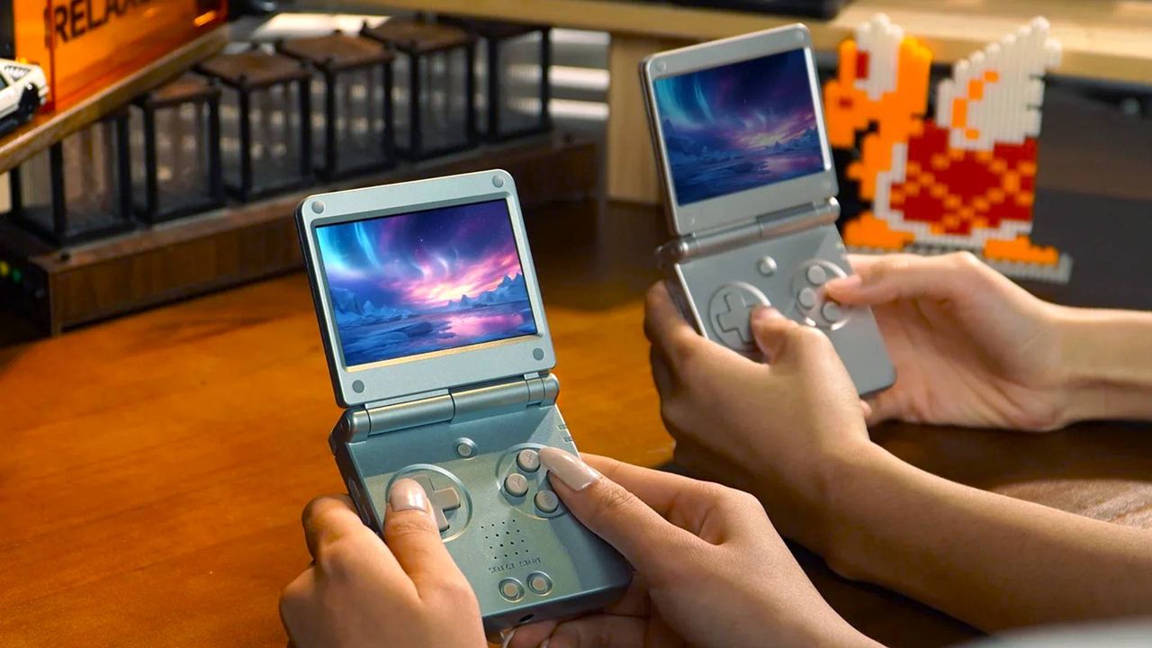  For under $60, the Anbernic RG SP looks to be the retro handheld hero we need while portable prices spiral 