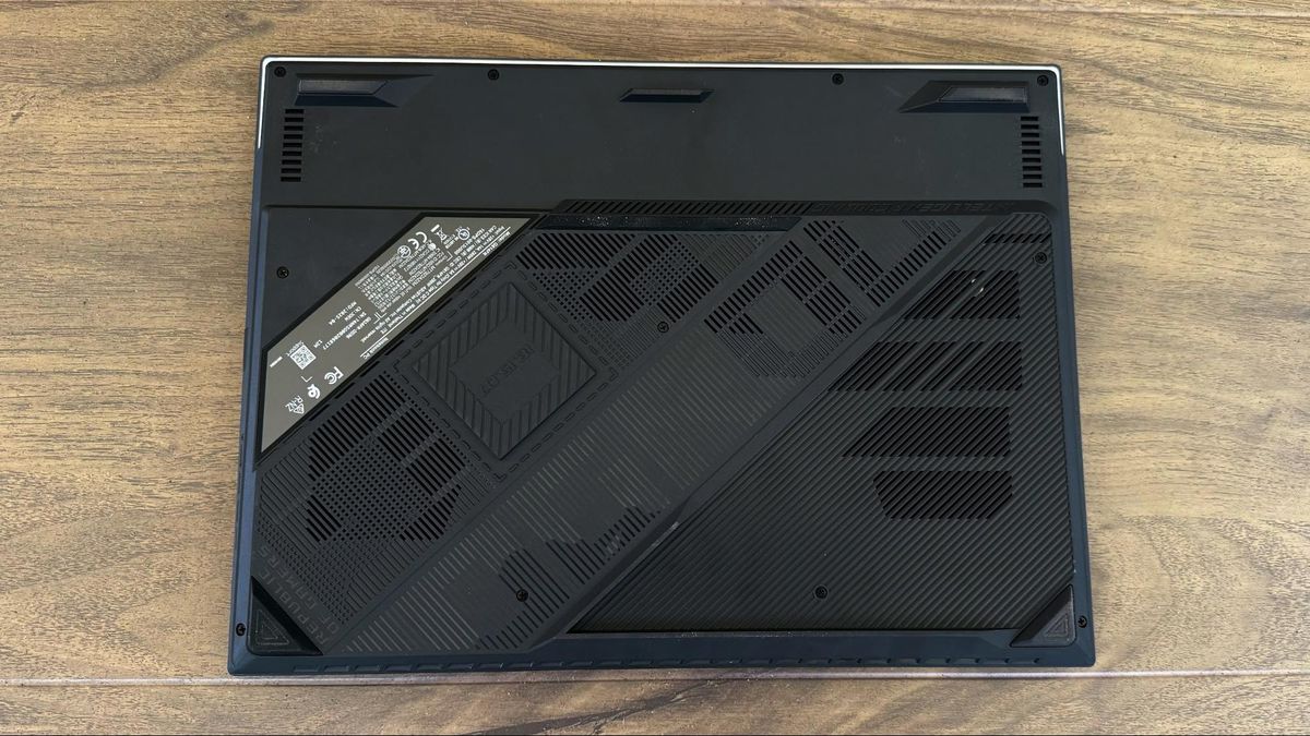 Asus ROG Strix G16 (2025) review: a well-rounded gaming laptop | Tom's ...