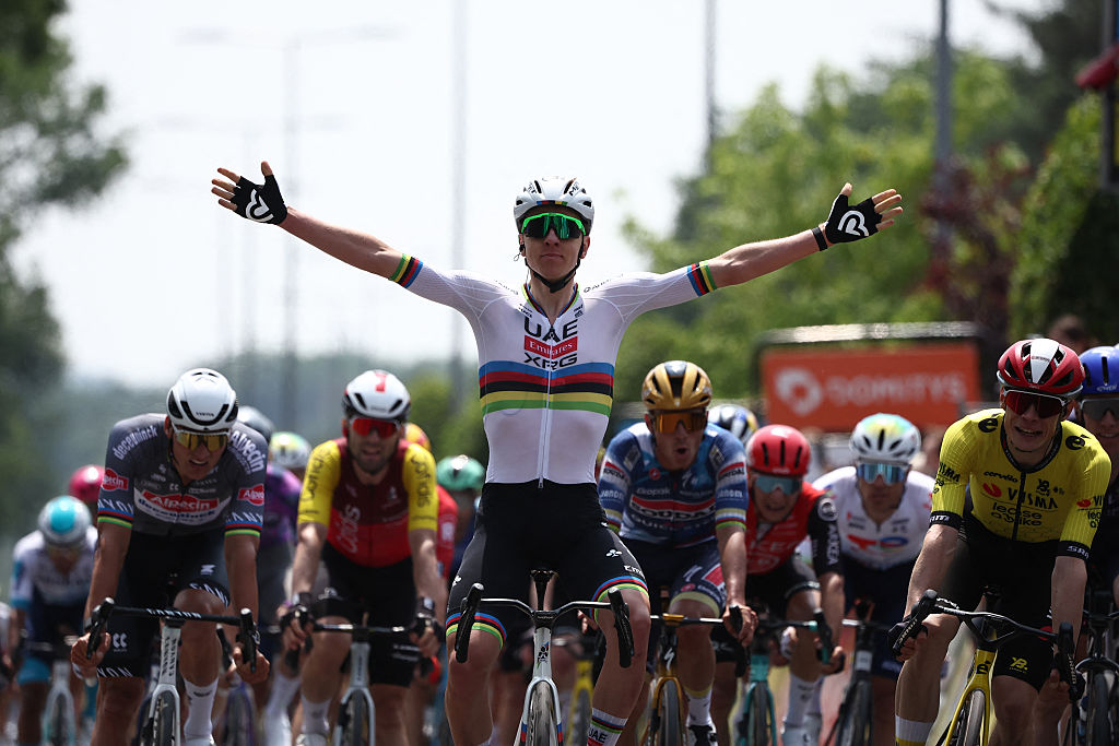 Critérium du Dauphiné: Tadej Pogačar wins stage 1 as Jonas Vingegaard rips up the script