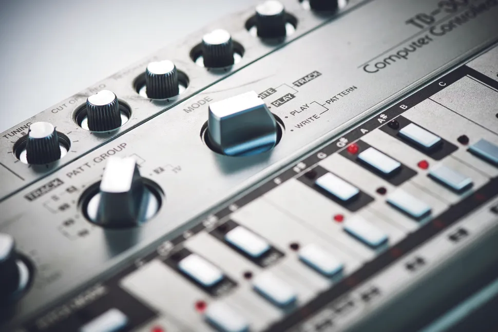 TB-303