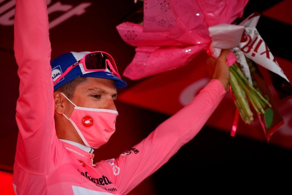 Joao Almeida in the maglia rosa after stage 4