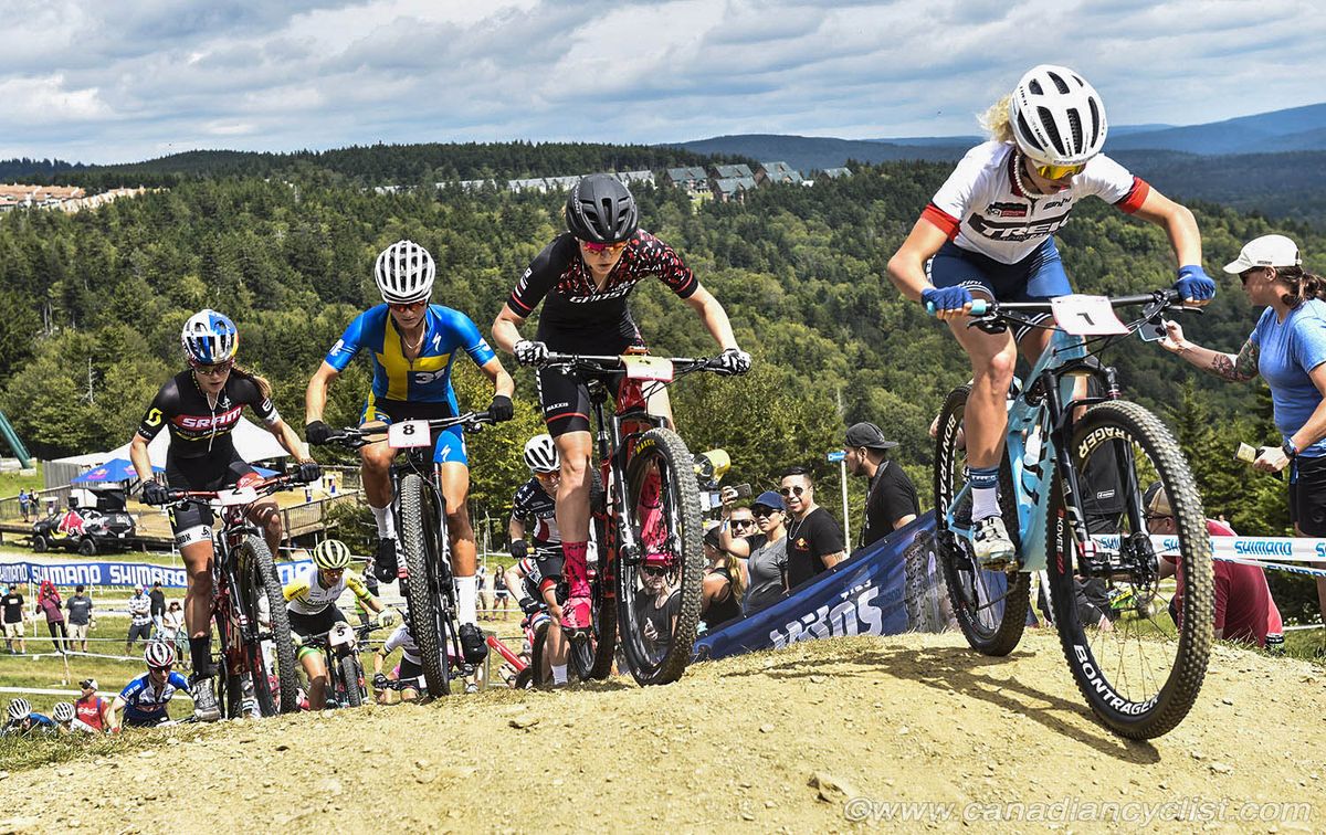 Jolanda Neff (Sui) Trek Factory Racing XC jumps to the front at the start