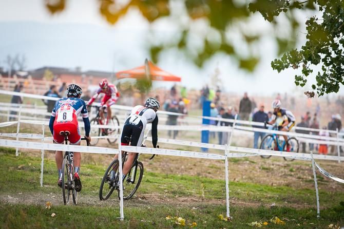 Danny Summerhill (K-Edge) leads the field. Colorado Cross Classic.