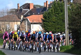 Paris-Nice stage 5 LIVE - Breakaway has yet to form during breathless start to the day