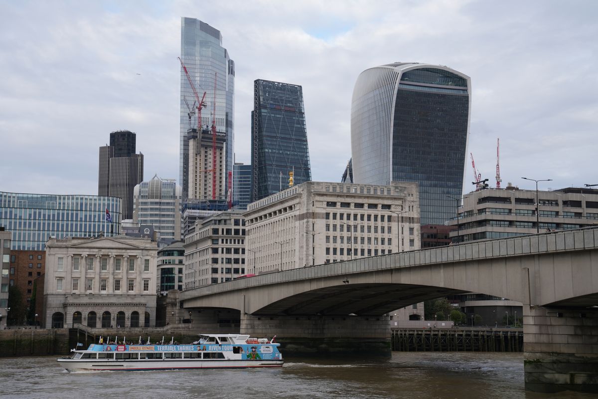 Sample photo taken in London on the Sony A7 IV camera