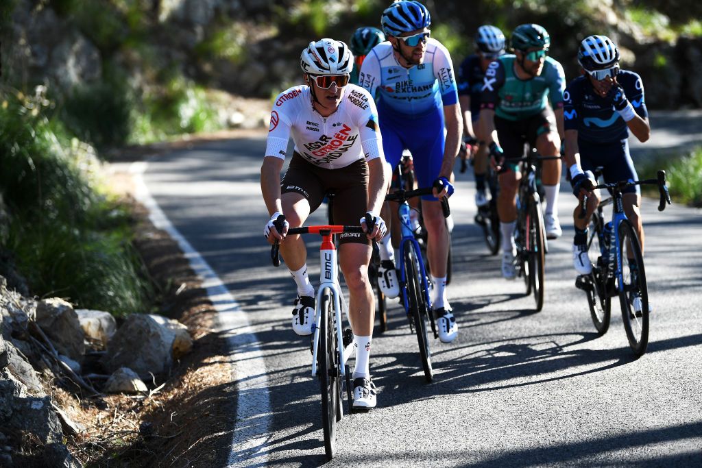 The early break in the Port d&rsquo;Alc&ugrave;dia race