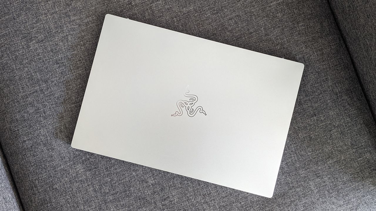 Razer Book 13