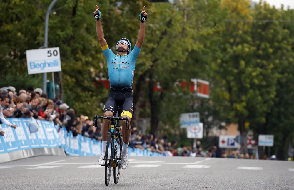 Luis Le&oacute;n Sanchez (Astana) wins Gran Premio Bruno Beghelli