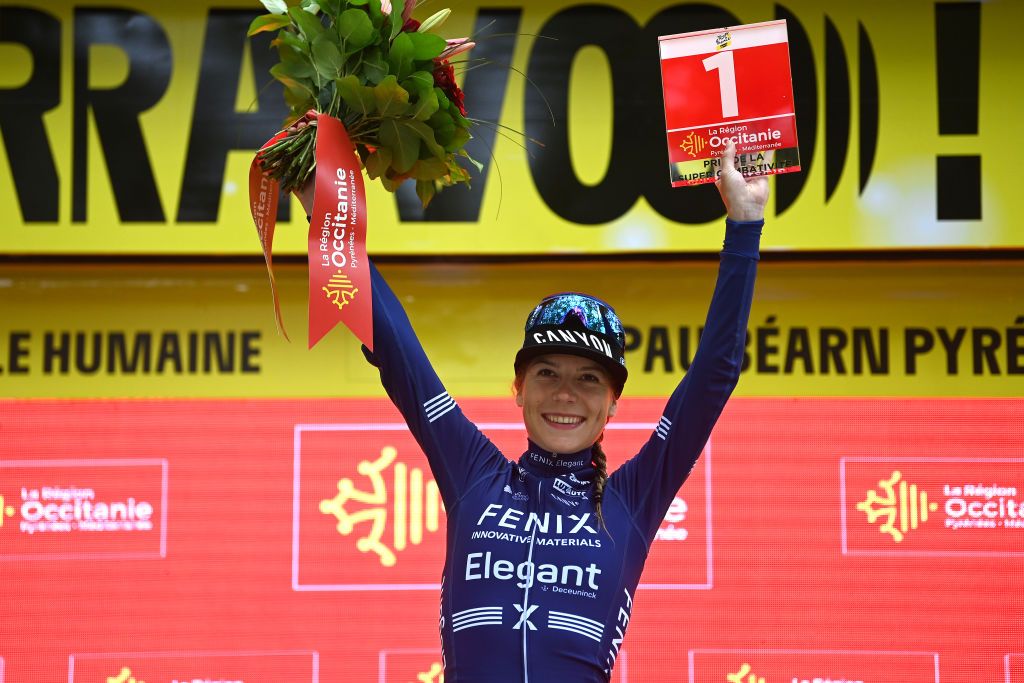 Yara Kastelijn (Fenix-Deceuninck) was awarded the super-combativity prize