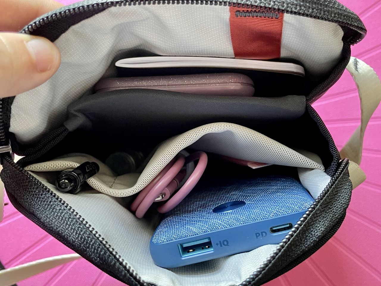 Bellroy City Pouch Premium Edition Iterior Full