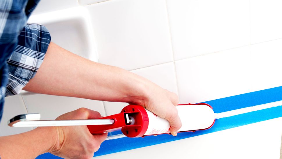 caulking-11-tips-for-a-smooth-and-professional-finish-homebuilding