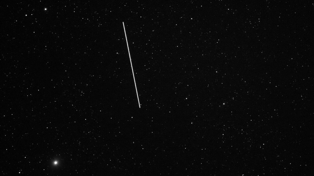 BlueWalker 3 passes through the view of Oukaimeden Observatory in Morocco.