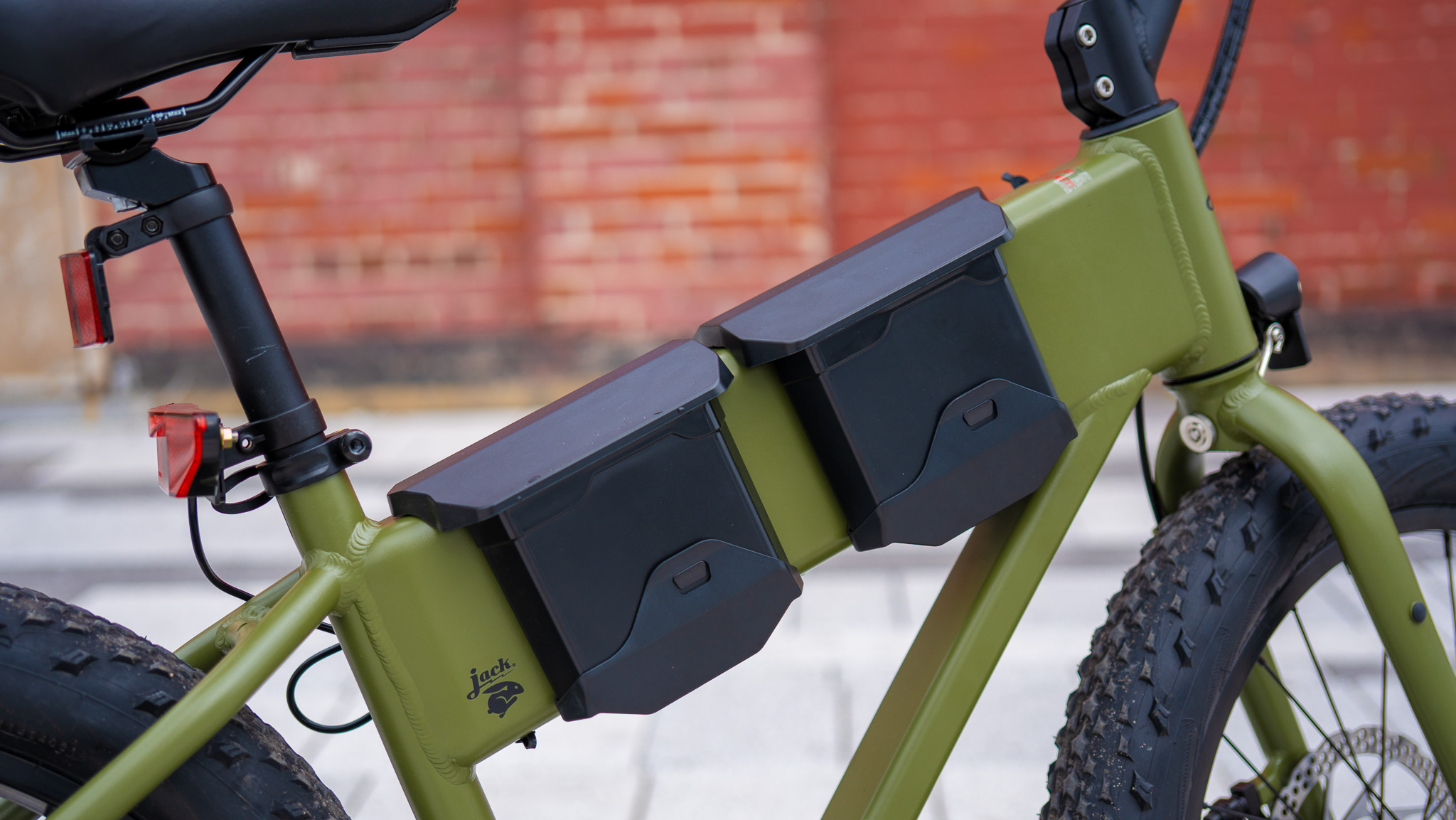 JackRabbit XG Pro battery pack closeup.