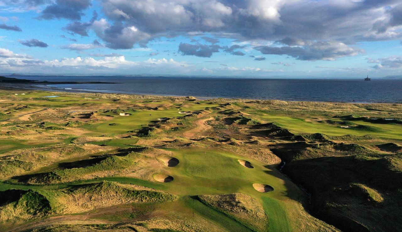 Dumbarnie Links from above