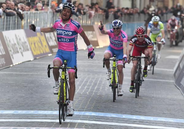 An emotional Michele Scarponi (Lampre - ISD) upon winning the stage.