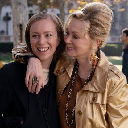 Hannah Einbinderer, Jean Smart in 'Hacks' season 3