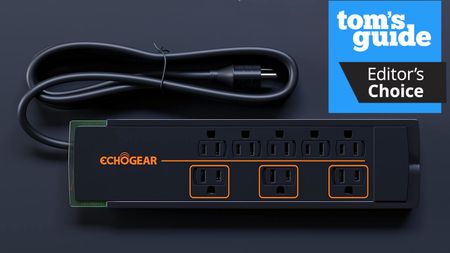 The ECHOGEAR ShockBlocker 8 with a Tom's Guide logo on it.