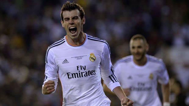 Gareth Bale celebrates scoring the winner in the Copa del Rey