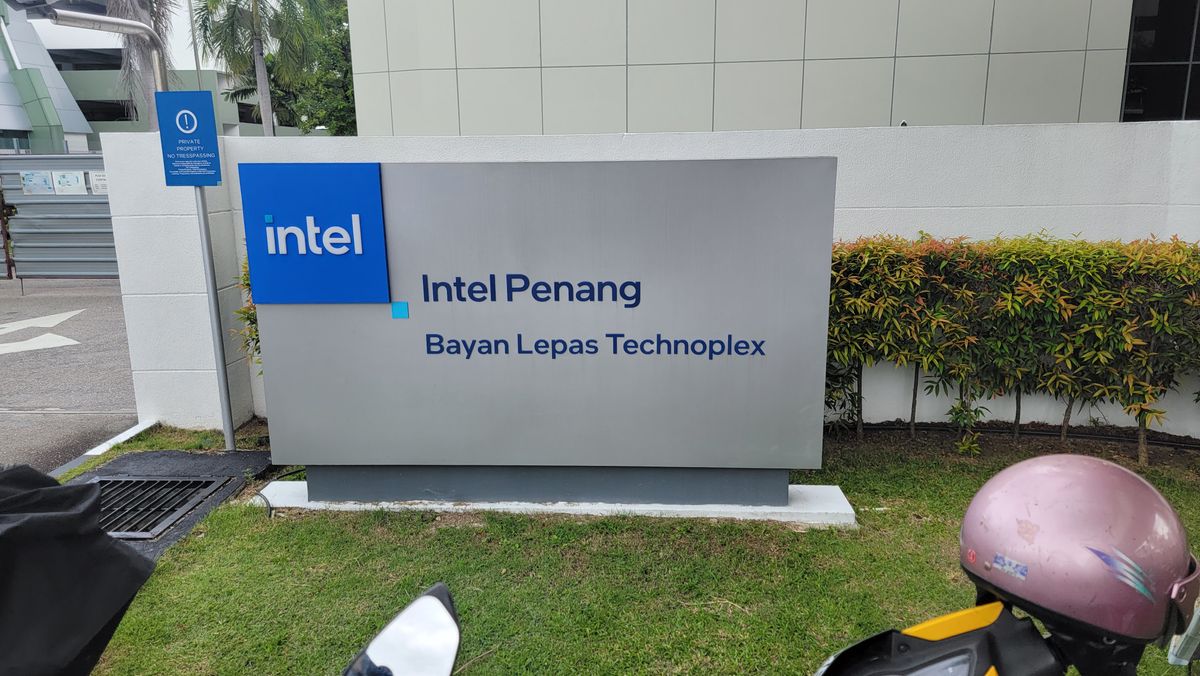 Inside Intel's CPU Packaging Factory: From Wafer to Chip | Tom's Hardware