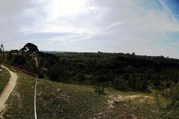 A panoramic, from the course to Madrid.