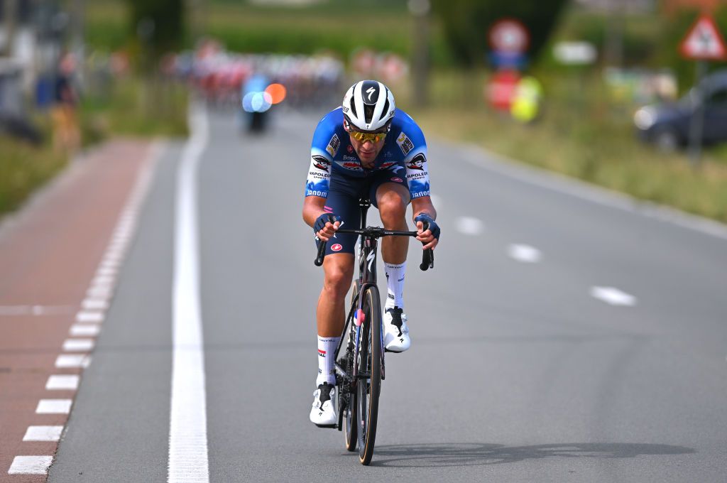 ARDOOIE BELGIUM AUGUST 30 Warre Vangheluwe of Belgium and Team Soudal QuickStep competes in the breakaway during the 20th Renewi Tour 2024 Stage 3 a 1855km stage from Blankenberge to Ardooie UCIWT on August 30 2024 in Ardooie Belgium Photo by Luc ClaessenGetty Images